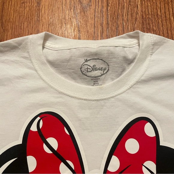 NWT Disney Family Collection White Minnie Mouse Mom Short Sleeve T-Shirt size M - Picture 3 of 12